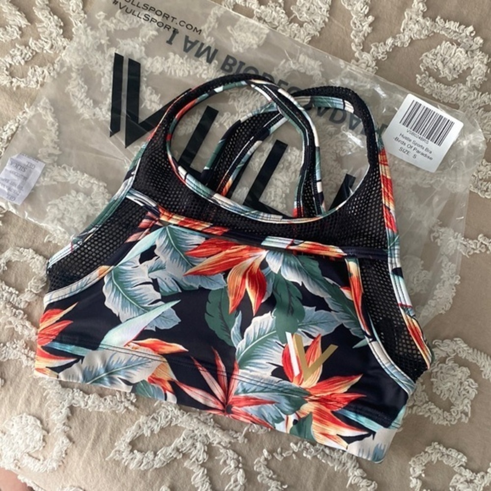 VullSport Hustle Sports Bra NWOT